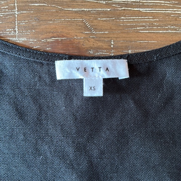 VETTA Flutter Sleeve Wrap Top - Picture 7 of 11